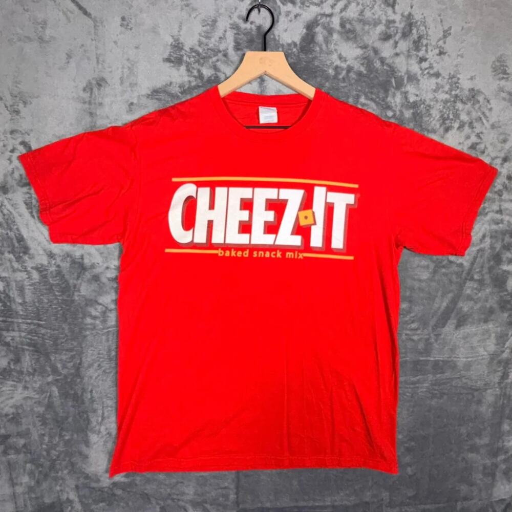 Cheez It T-Shirt Mens L Red Port & Company Graphic Tee Baked Snack Mix‎ Promo